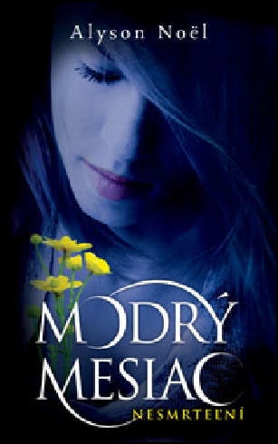 NESMRTELNY MODRY MESIAC