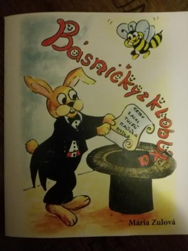 BASNICKY Z KLOBUKA